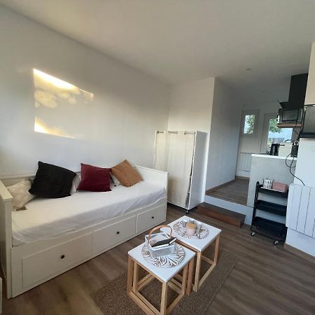 Studio Sur Castelginest Extérieur photo